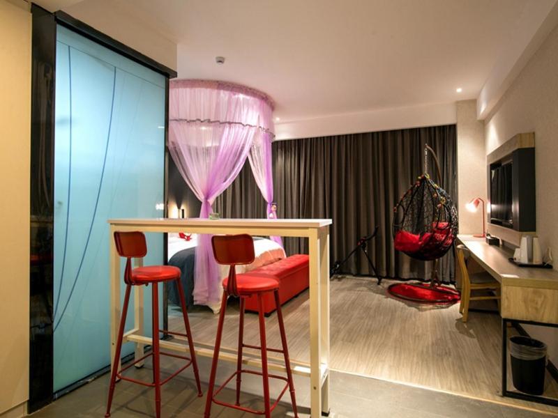 Thank Inn Plus Hotel Shandong Qingdao Olympic Sailing May 4Th Square Экстерьер фото